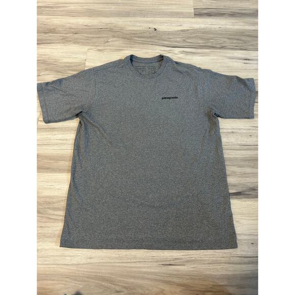 Patagonia Gray Short Sleeve Graphic Tee Crew Neck Logo T-Shirt Men’s Medium - Picture 2 of 3
